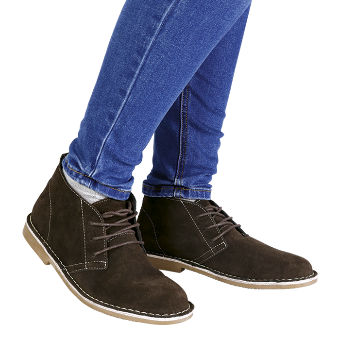 Barron veldskoen brown suede lace-up boots on jeans, contrast stitching, tan sole